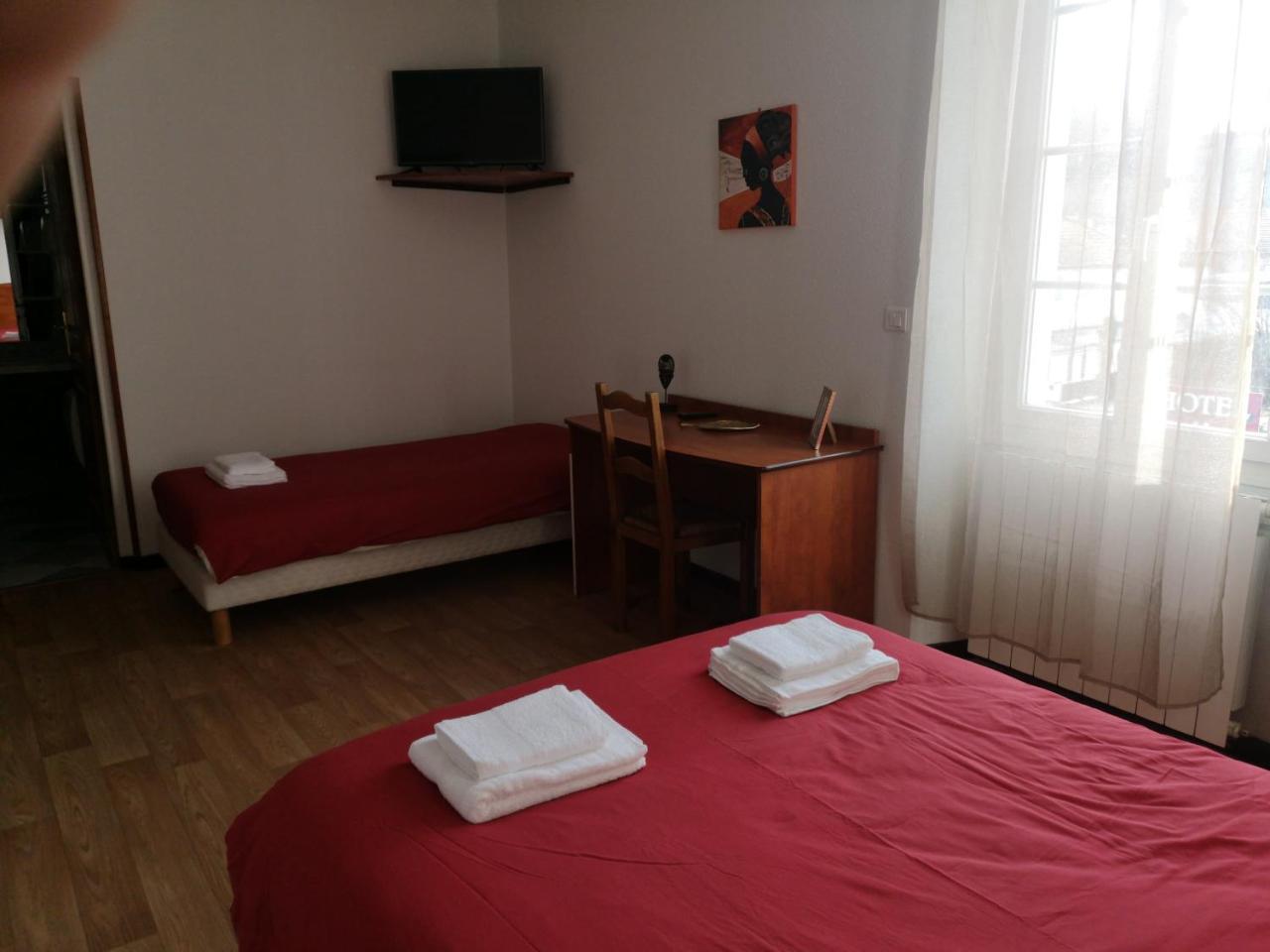 Hôtel Castel d'Olmes Tabre Buitenkant foto